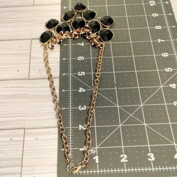 Unsigned Gold Tone Black Cabochons Bib Style Link Necklace Boho - Picture 5 of 6